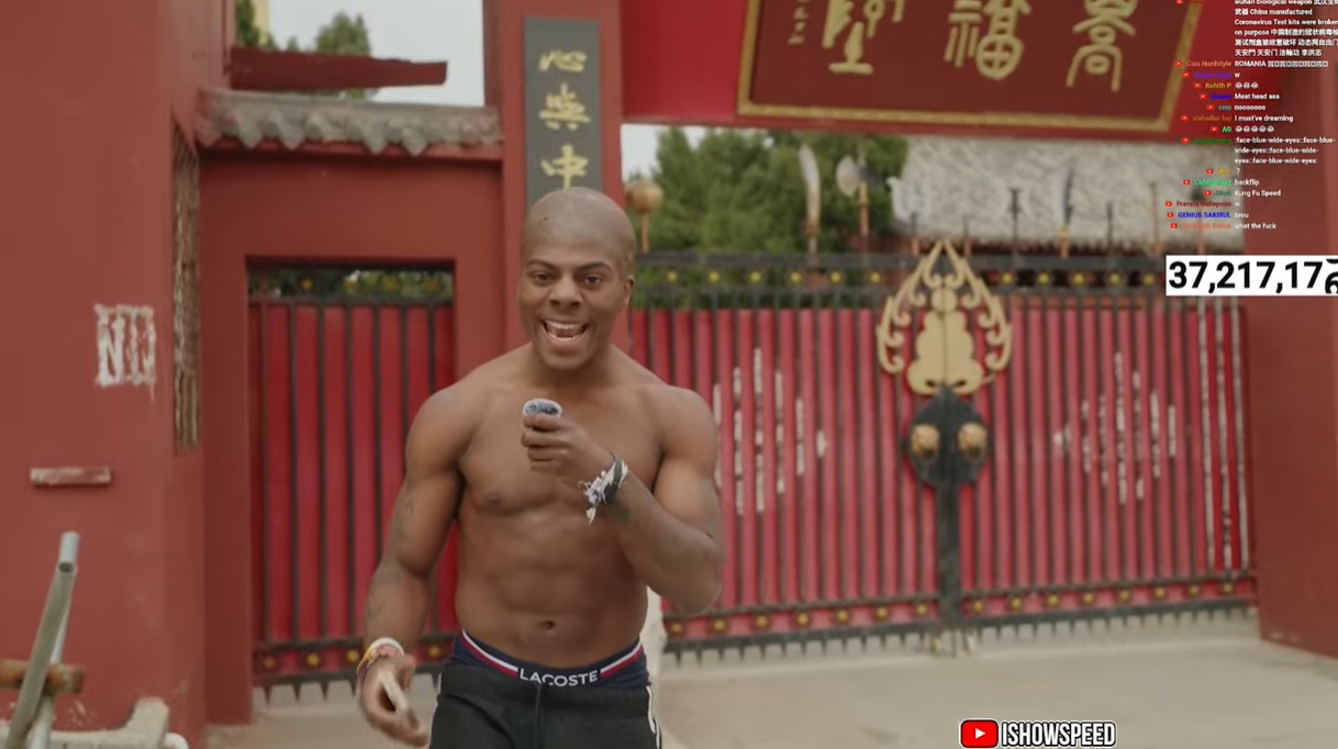 光頭造型！Speed中國(guó)行來到鄭州少林寺，上香拜佛學(xué)功夫