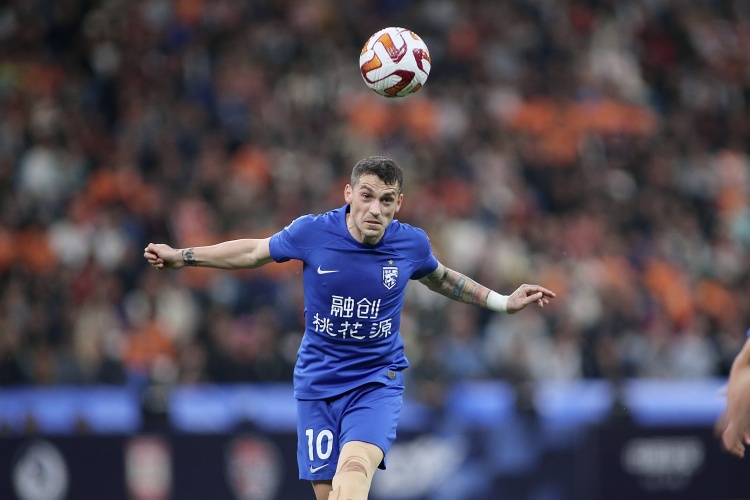 斯基拉：中超舊將斯坦丘接近免簽加盟熱那亞，合同期限到2027年